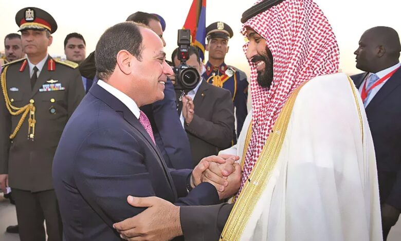 صورة توثق توقيع الاتفاقيات المصرية السعودية 2025 خلال لقاء رسمي بين وفدين من مصر والسعودية لتعزيز الشراكة الاقتصادية