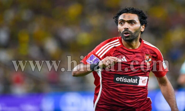 حسين الشحات لاعب الأهلي المصري خلال مشاركته في كأس العالم للأندية وسط شائعات عن رحيله