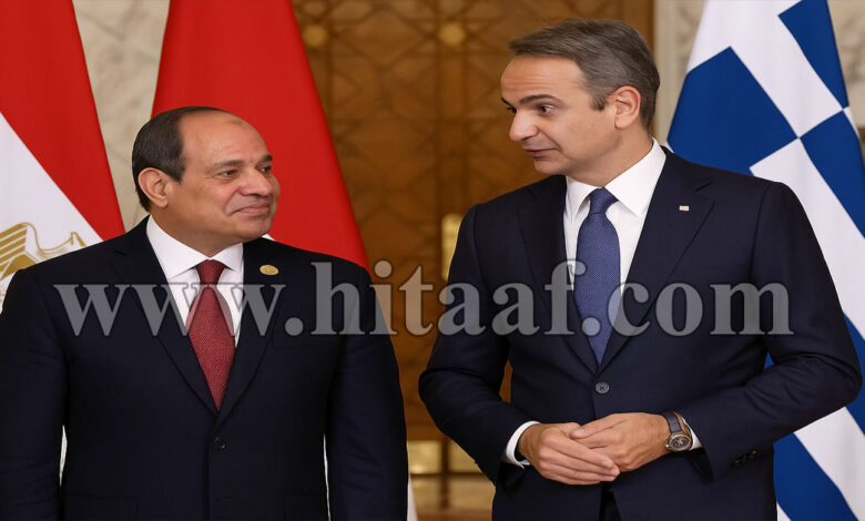 الرئيس عبد الفتاح السيسي ورئيس وزراء اليونان خلال مباحثات حول الصراع بين إسرائيل وإيران في القاهرة